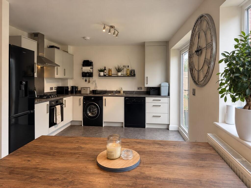 House in Crewe, Cheshire East - View 4