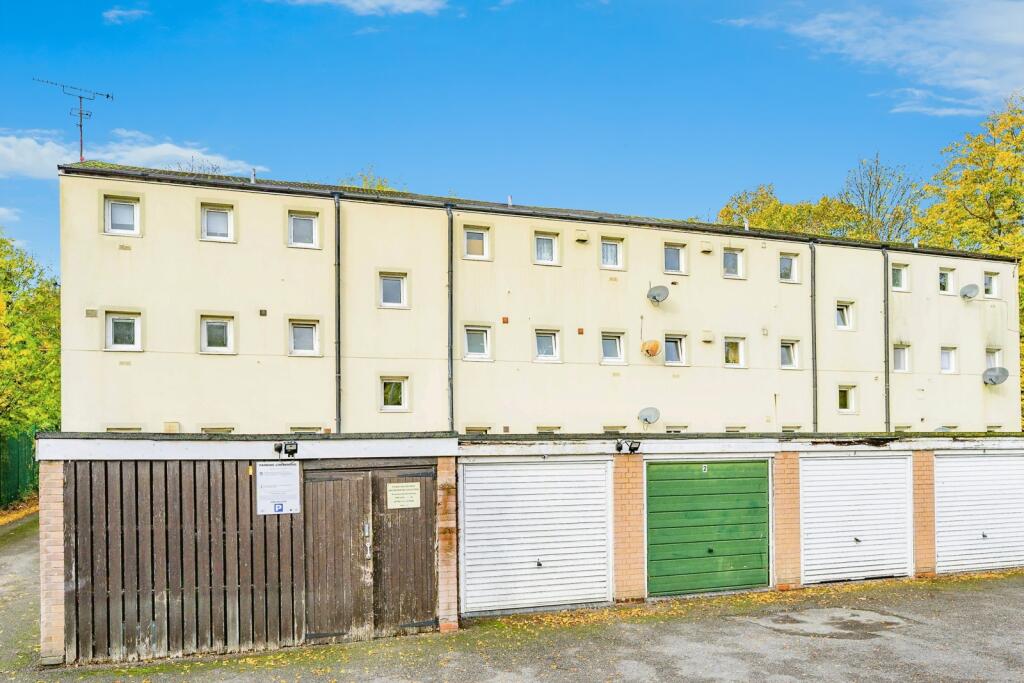 Main image of property: Harrowden Road, Luton, Bedfordshire, LU2