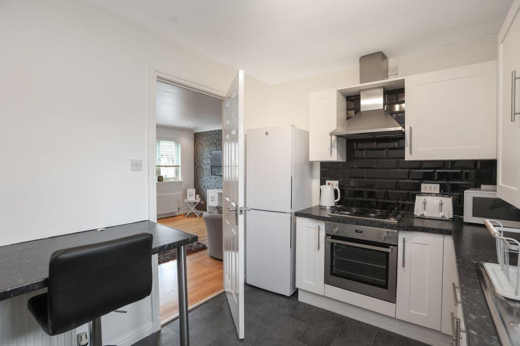 Apartment in Edinburgh, East Lothian - View 4