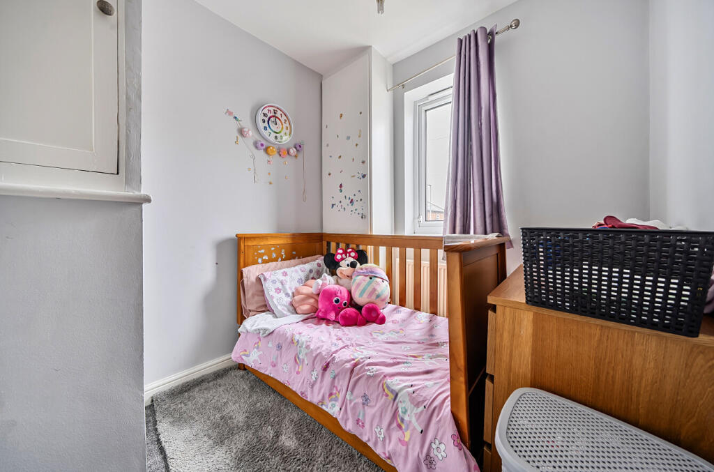 Skelton Road, Leeds, West Yorkshire, LS9 - More