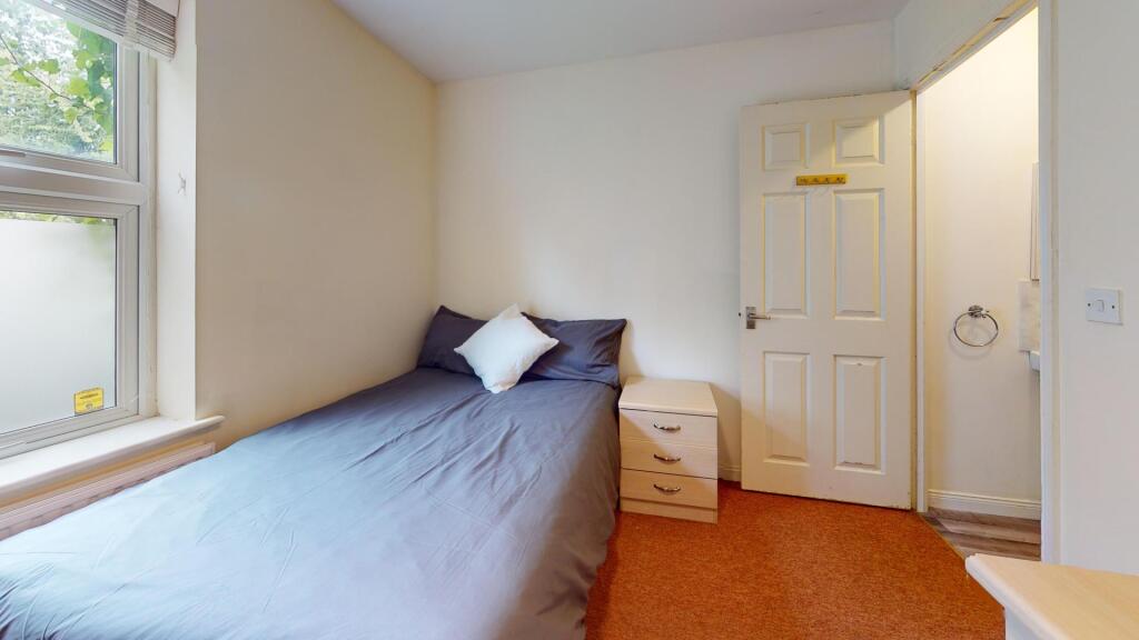 House in Leicester - View 4