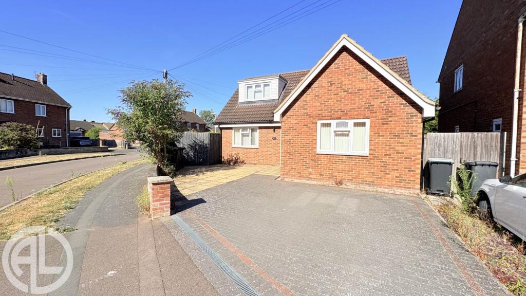 Main image of property: Kingsway, Stotfold, SG5 4EL