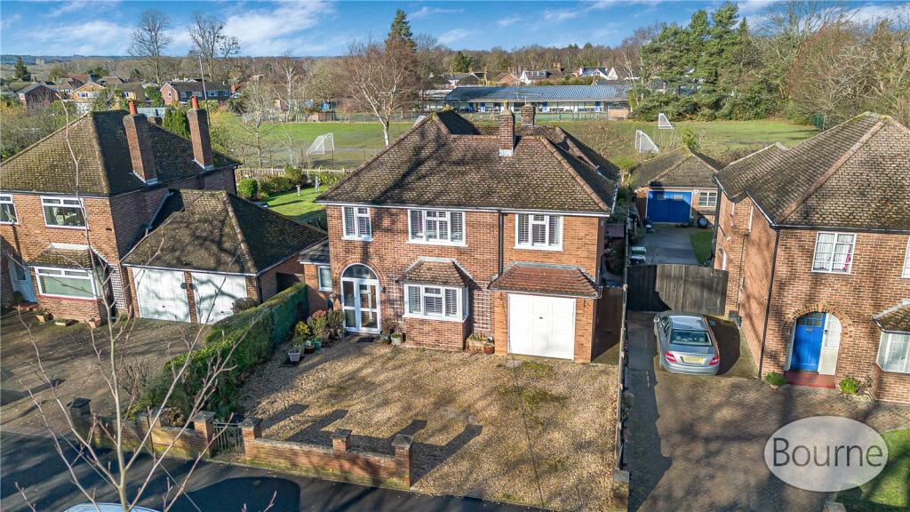 Main image of property: Broadway, Knaphill, Woking, Surrey, GU21