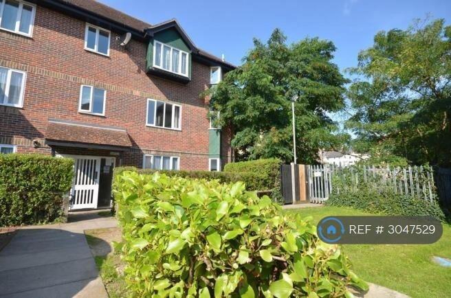 Main image of property: Nicholsons Grove, Colchester, CO1