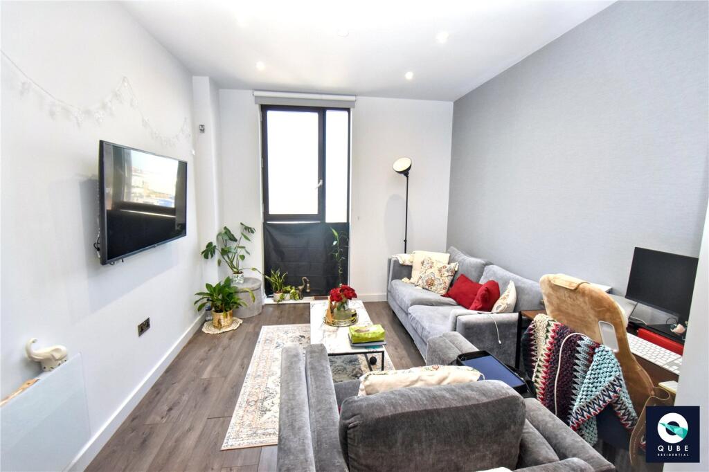 Apartment in Liverpool - View 3