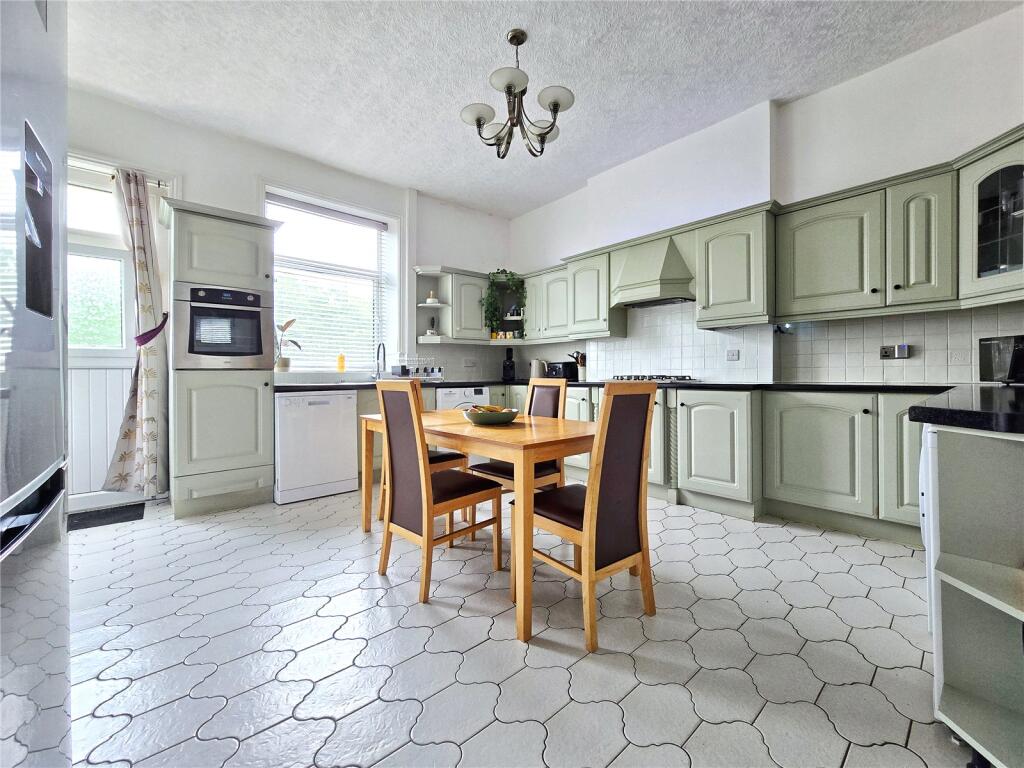 Burnley Road East, Waterfoot, Rossendale, BB4 photo 2