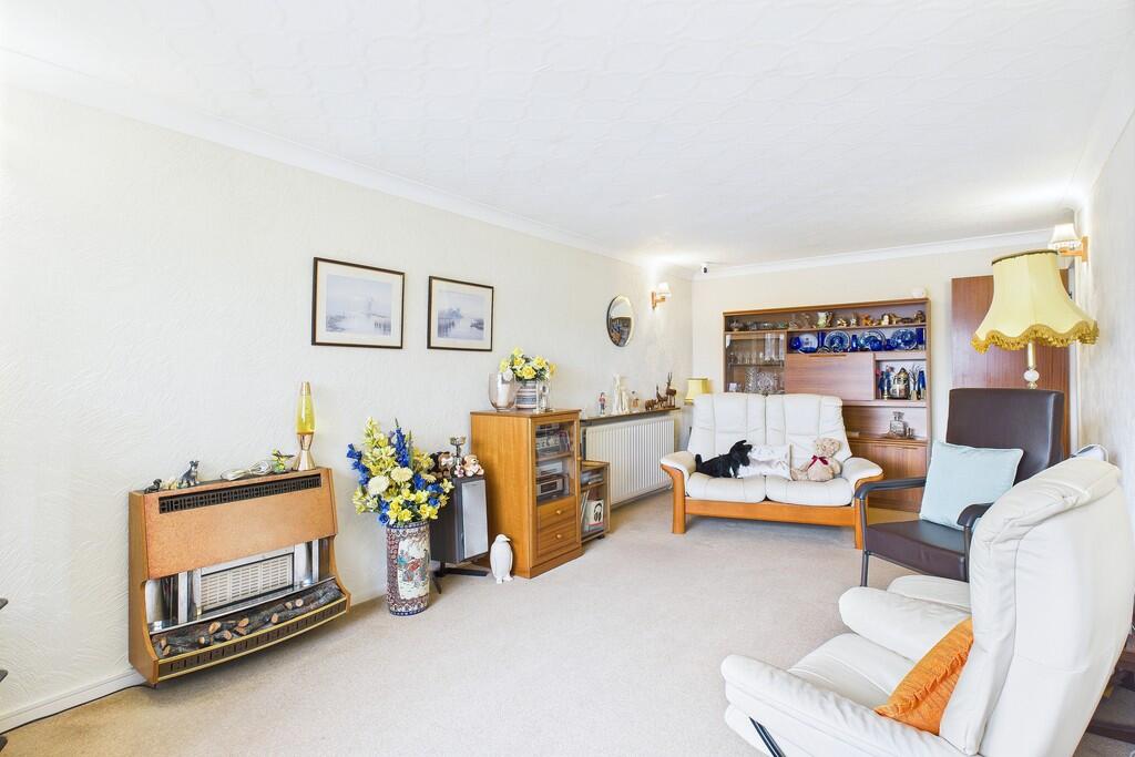 Cedar Way, Penwortham photo 3