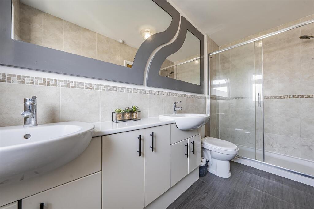 Additional image 10 of Park Street Lane, Park Street, St. Albans