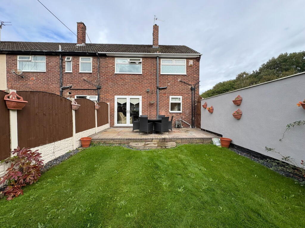 House in Sefton, Liverpool City Region - View 3