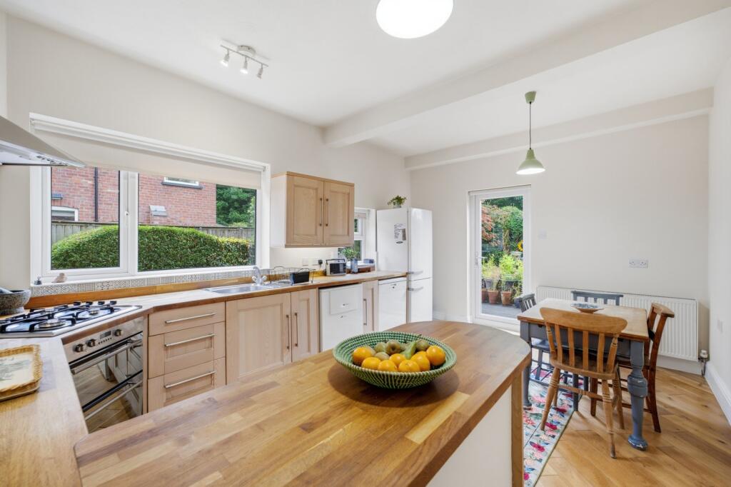 House in Salford, Ellesmere Park - More