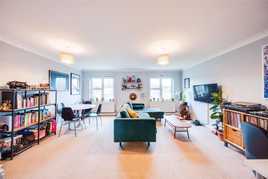 Main image of property: Lee High Road, London, SE13