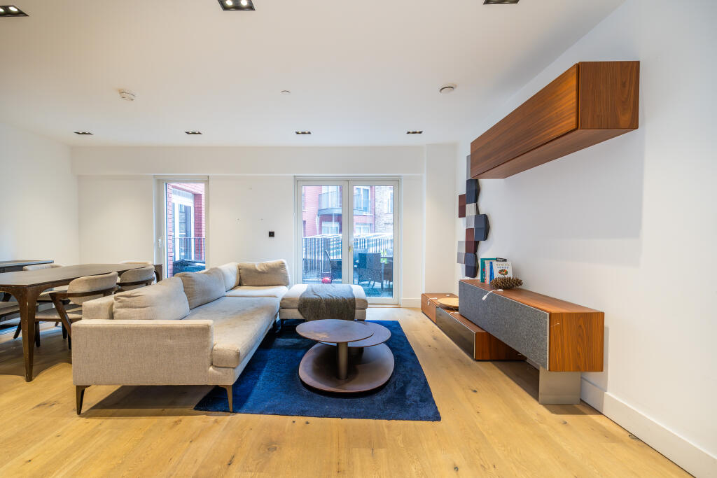 Apartment in London - View 5