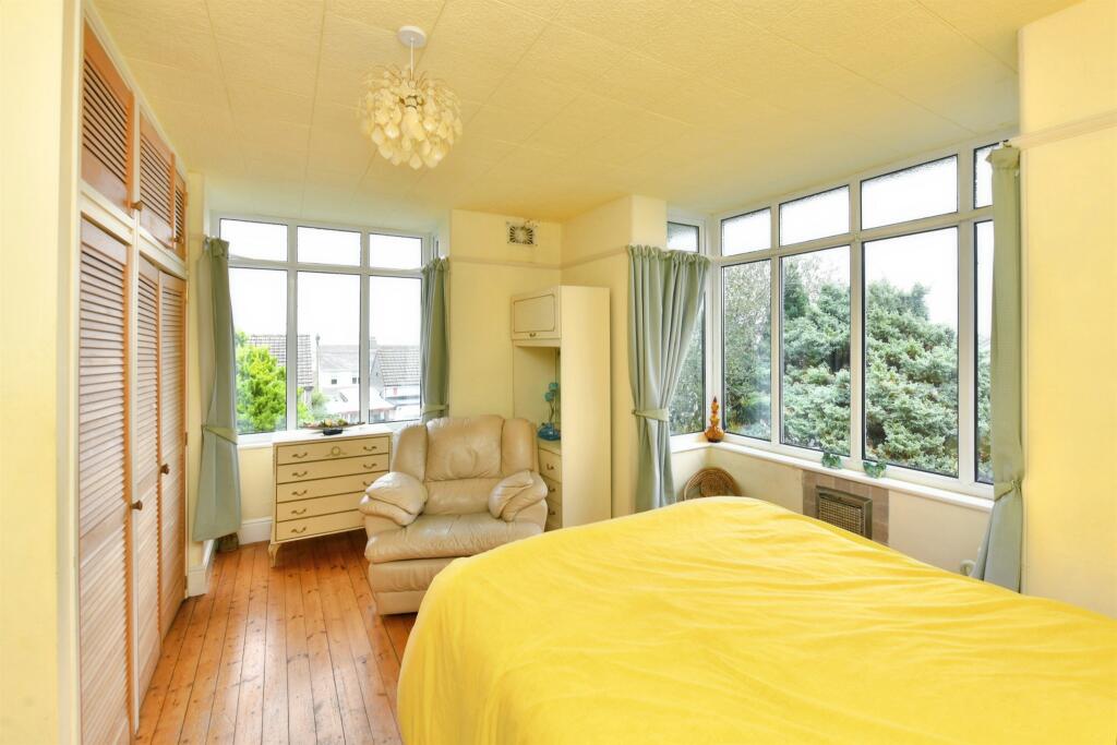 Frith Road, SALTASH photo 4