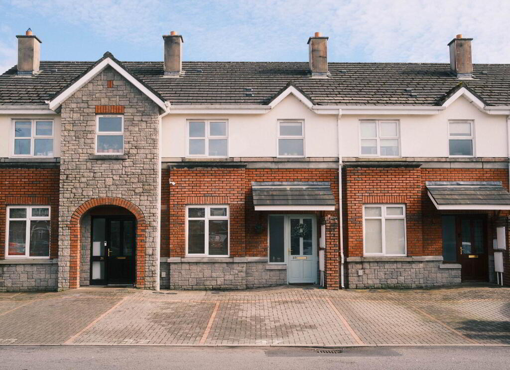 Main image of property: 37 Knocklyon, Clonmacken, Limerick
