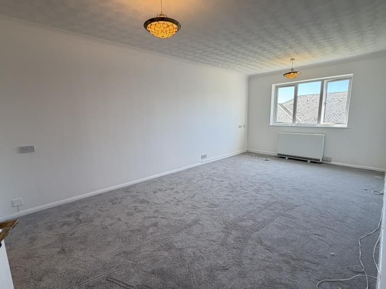 Apartment in Felixstowe, Old Felixstowe - View 2