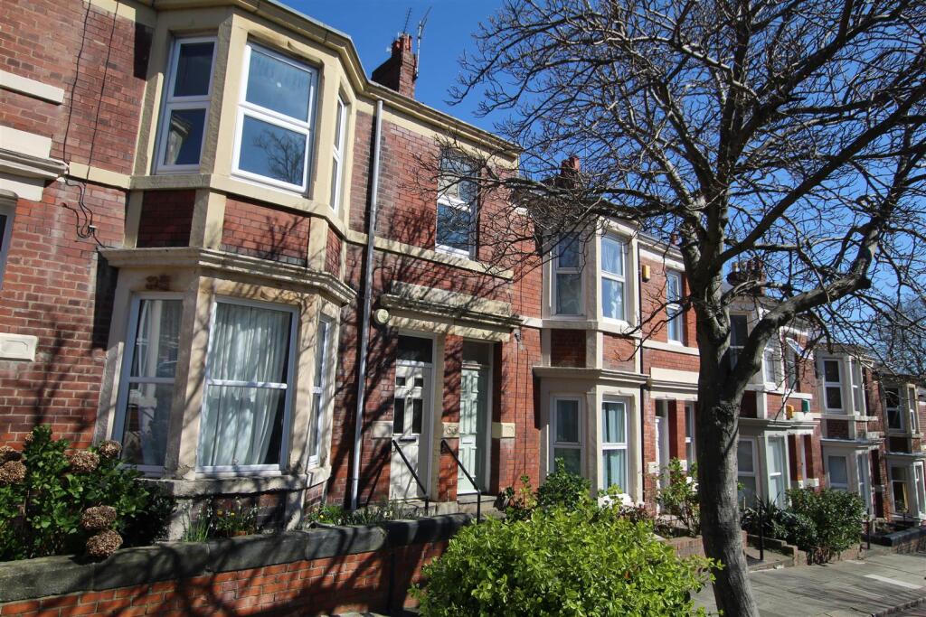 Main image of property: Amble Grove, Newcastle Upon Tyne