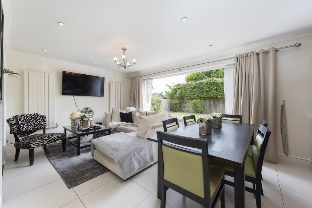 House in London - View 3