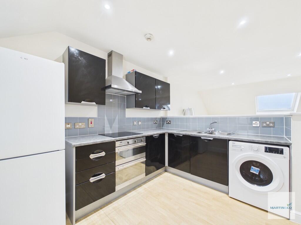 Apartment in Nottingham - View 4