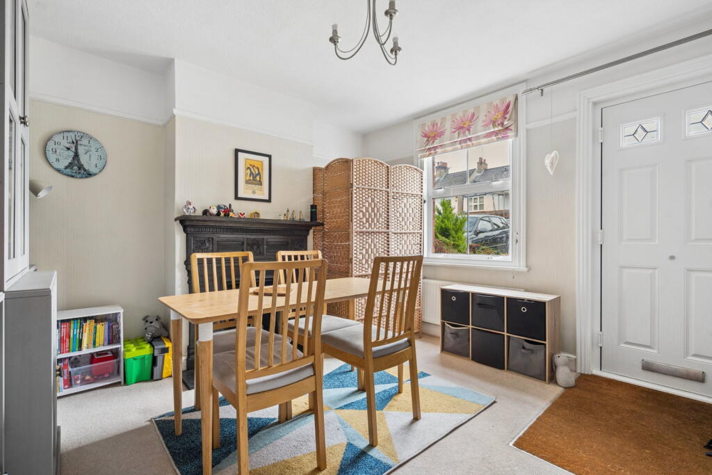 Hallowell Road, Northwood, HA6 1DU photo 4