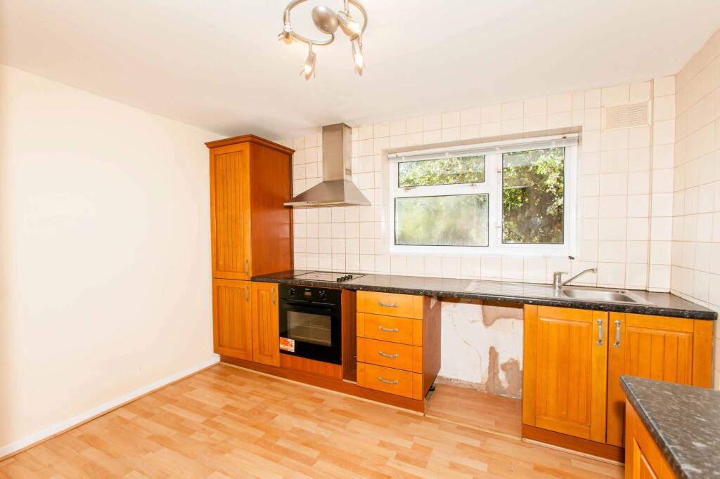 House in Chesterfield, Newbold - View 3