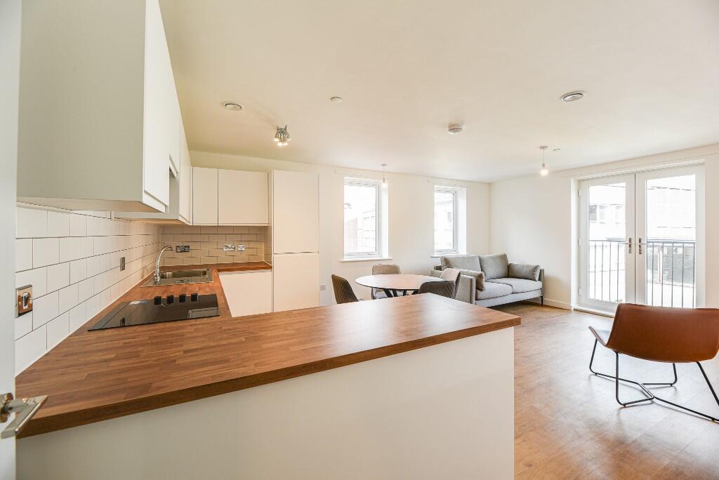 Apartment in Bolton - View 2