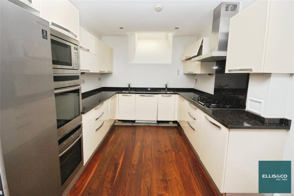 Apartment in London - View 3