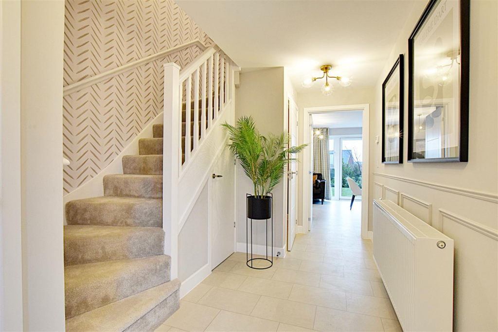 House in Tonbridge - More