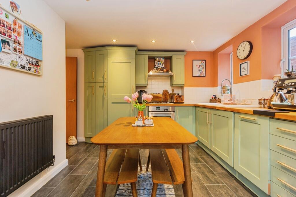 Apartment in Manchester - View 5