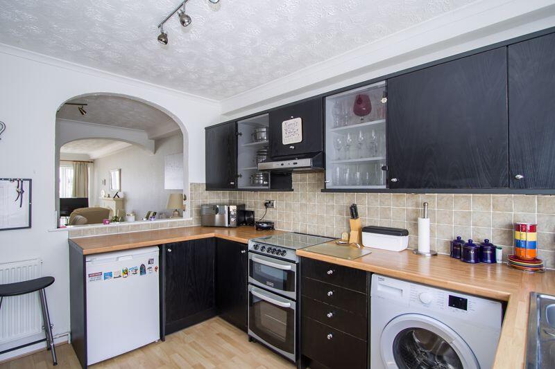 House in Dinas Powys, Vale of Glamorgan - More