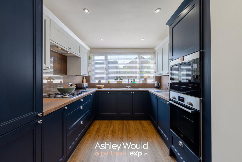 Oakhill Avenue, Kidderminster, DY10 1LZ - Widok 2