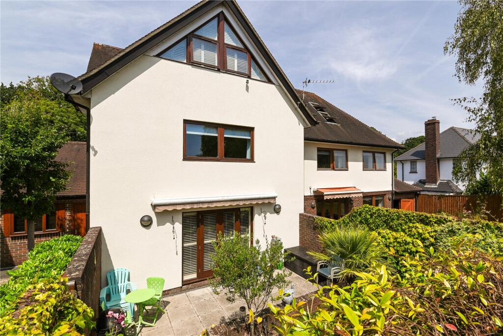 Main image of property: Brook Avenue, New Milton, Hampshire, BH25