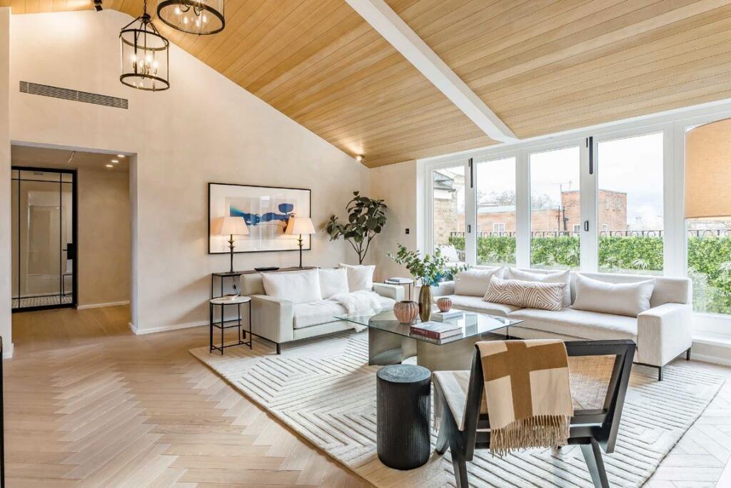 Main image of property: Hortensia Road, Chelsea