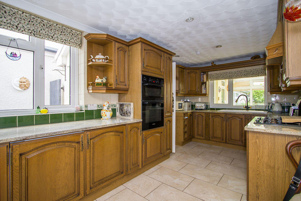 House in Penarth, Vale of Glamorgan - More