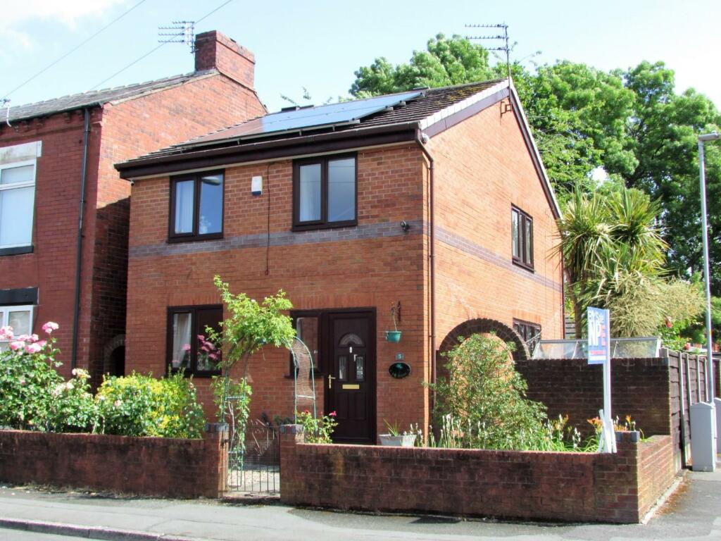 3-bed detached on 1 James Street, £269,950
