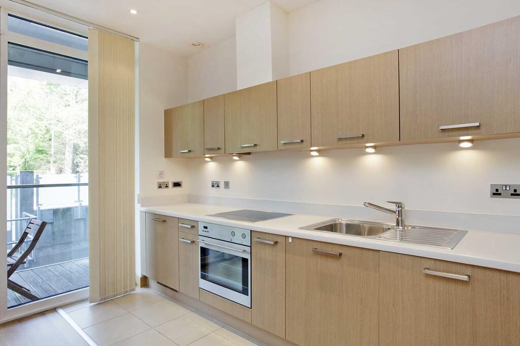 Apartment in London - View 4