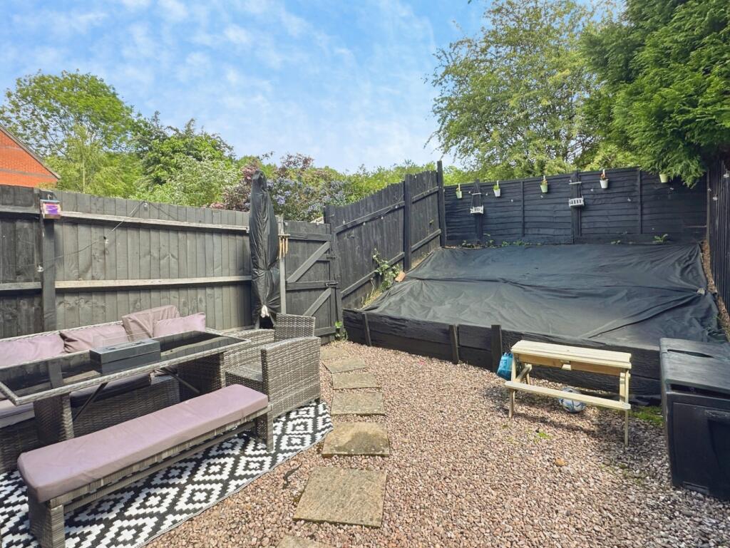 Stonebridge Close, Aqueduct, Telford, Shropshire, TF4 3TE photo 4