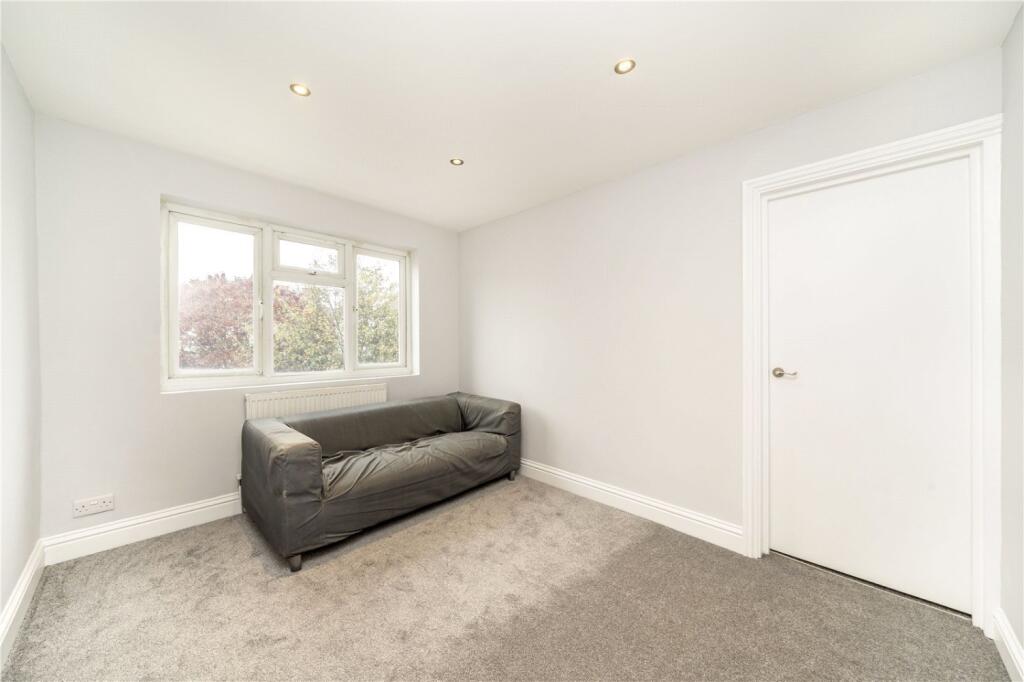 Apartment in London, East Greenwich - View 2