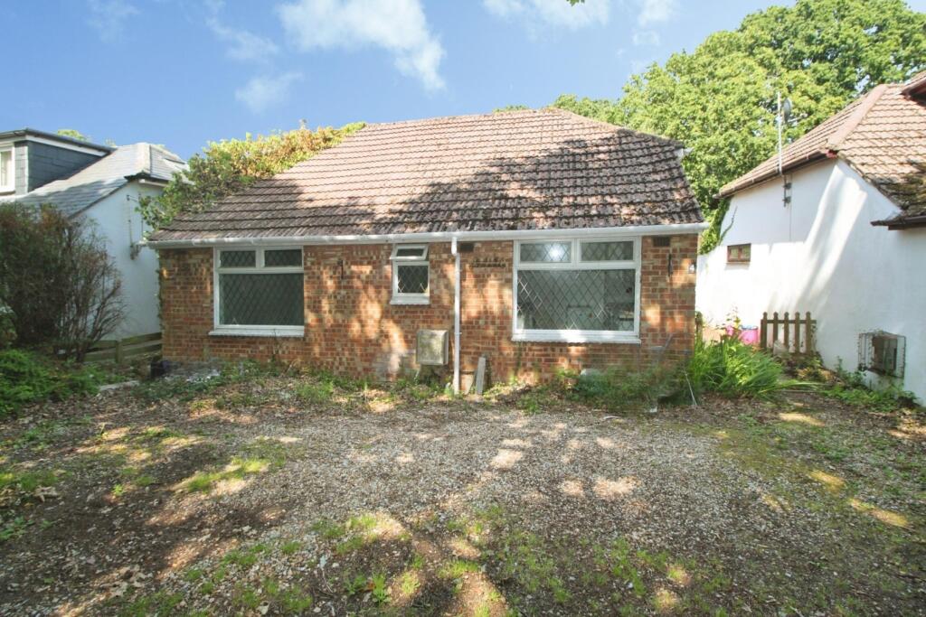 Main image of property: Oakhurst Way, Netley Abbey, Southampton, SO31 5AY