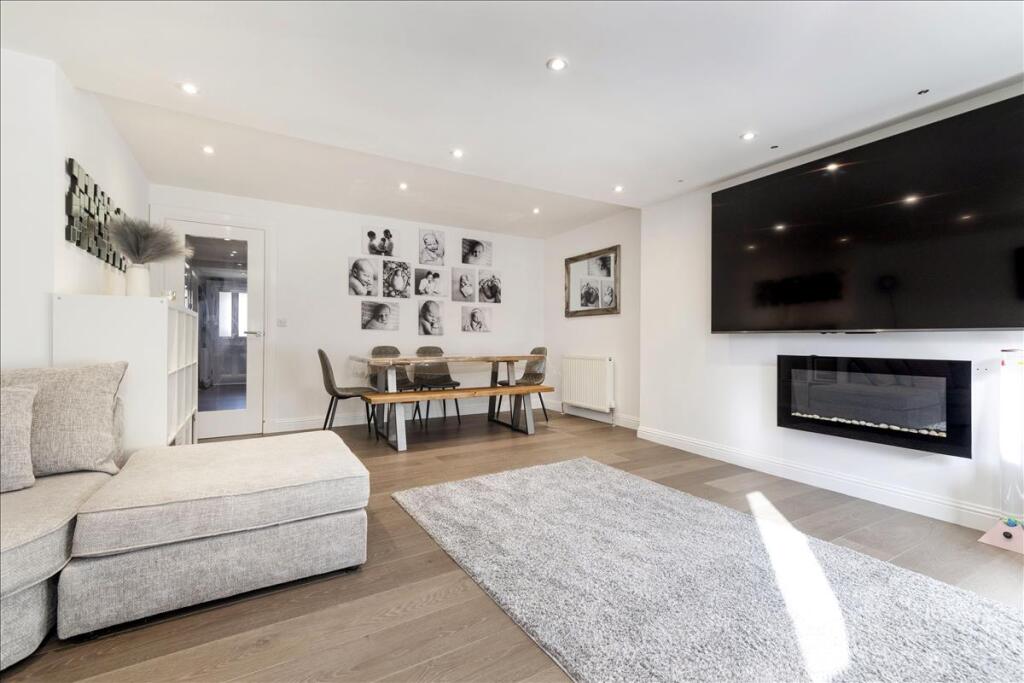 House in Edinburgh - View 3