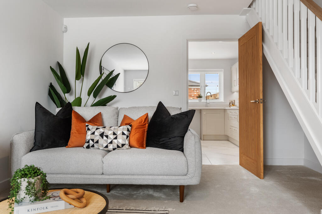 House in Grimsby, Healing - More
