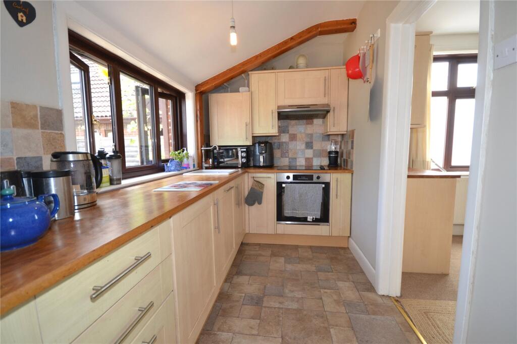 House in Southampton - View 3
