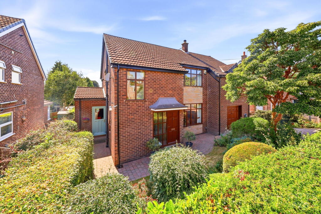 Main image of property: Wenthill Close, Ackworth, WF7