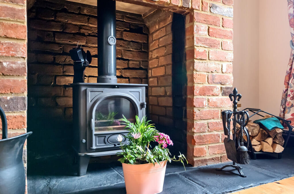 Thaxted Road, Great Sampford, Saffron Walden, Essex, CB10 photo 4