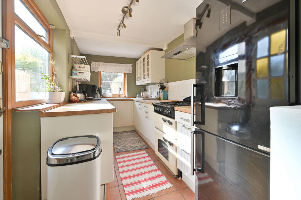 House in Watford - View 5