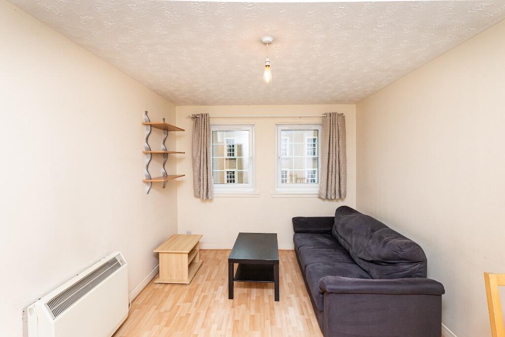 Apartment in Edinburgh - View 3