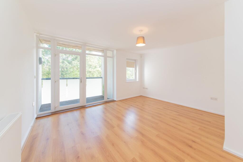 Apartment in London - View 2