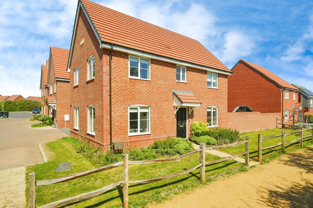 Main image of property: Linnet Grove, Didcot
