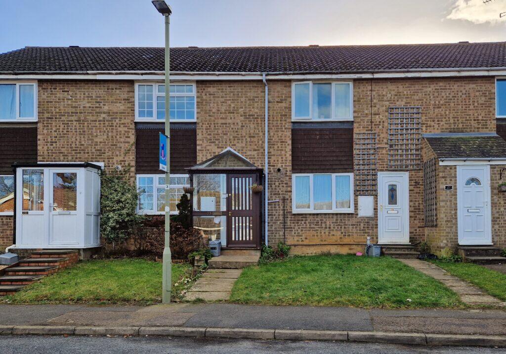 Main image of property: Guernsey Way, Banbury, OXON, OX16
