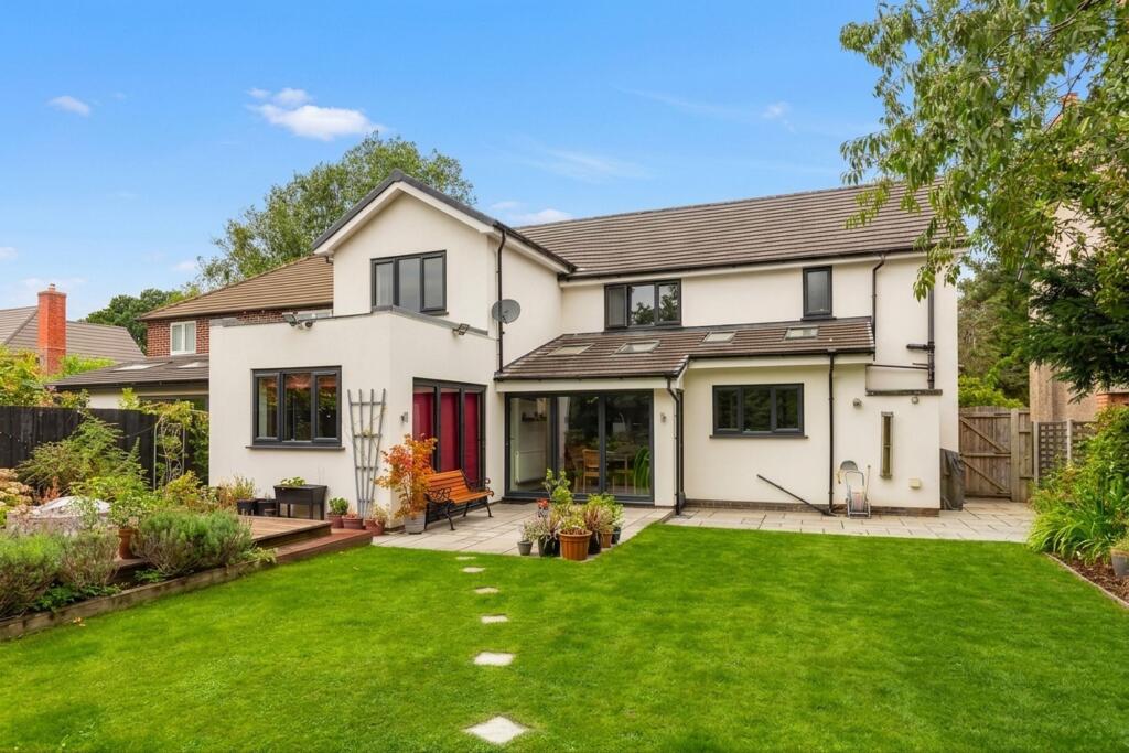 House in Stockport - View 4