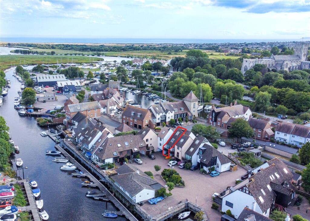 Main image of property: Avon Wharf, Bridge Street, Christchurch, Dorset, BH23